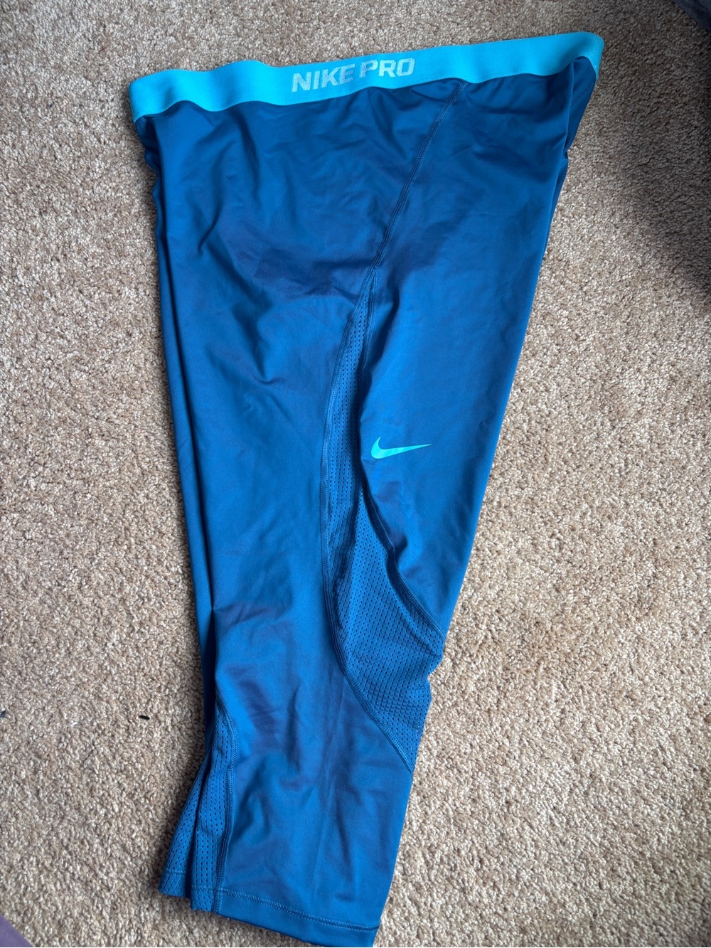 Nike Pro Hypercool 3/4 Leggings